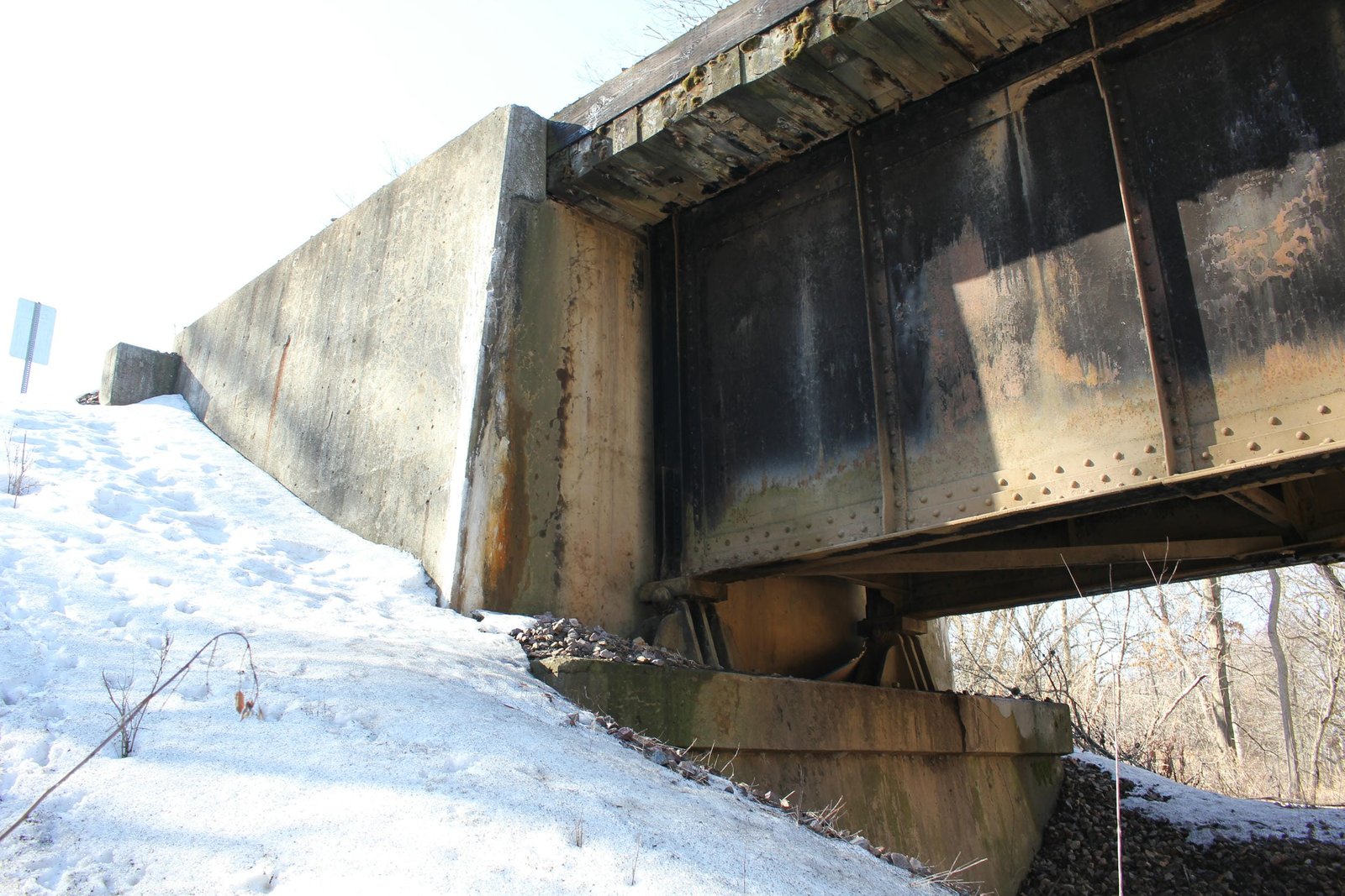 South abutment